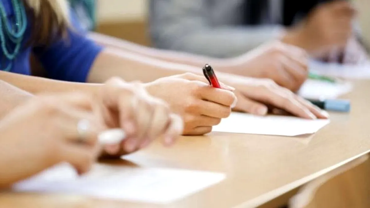 Unde faci simulări pentru Evaluarea Națională în București: Ghid practic