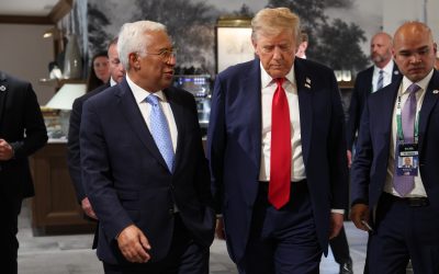 Socialiștii europeni strigă: „Donald, scoate banii!” Război tehnologic peste Atlantic