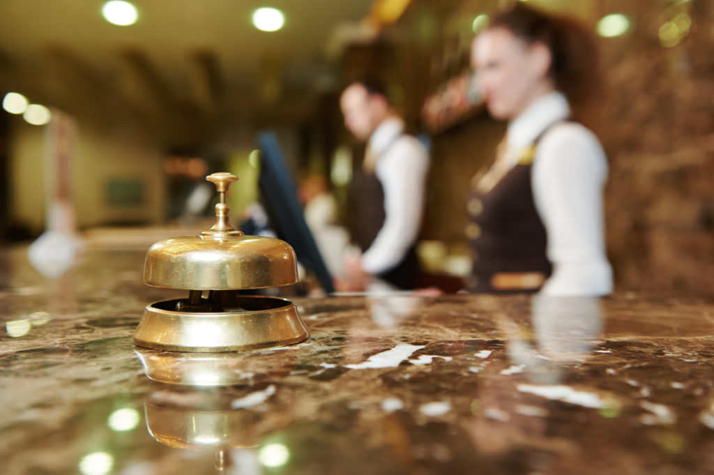România: Mai puțini turiști, dar hotelurile încasează mai mult
