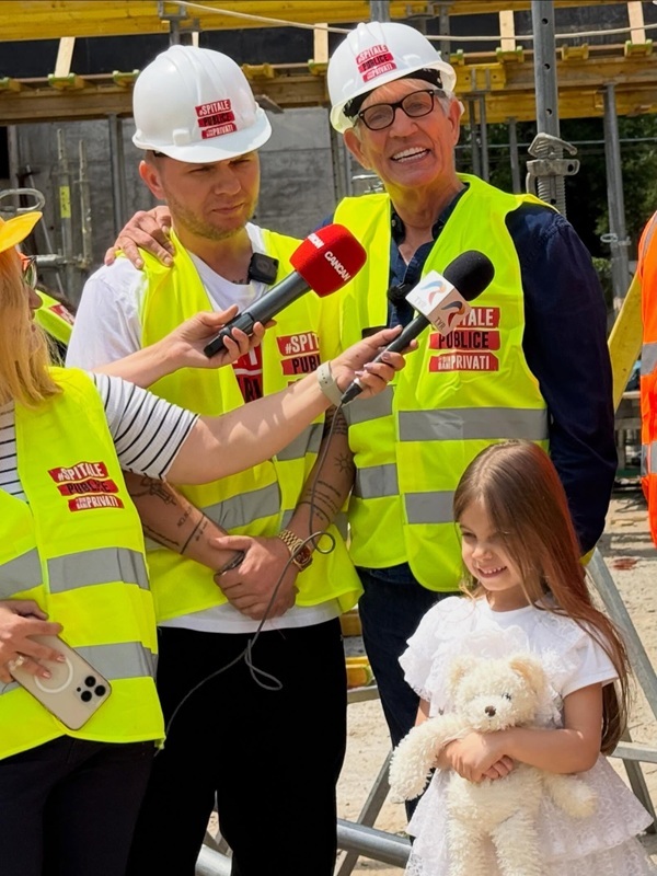 Eric Roberts, la Obregia: Vizită neașteptată pe șantierul clinicii de psihiatrie pediatrică