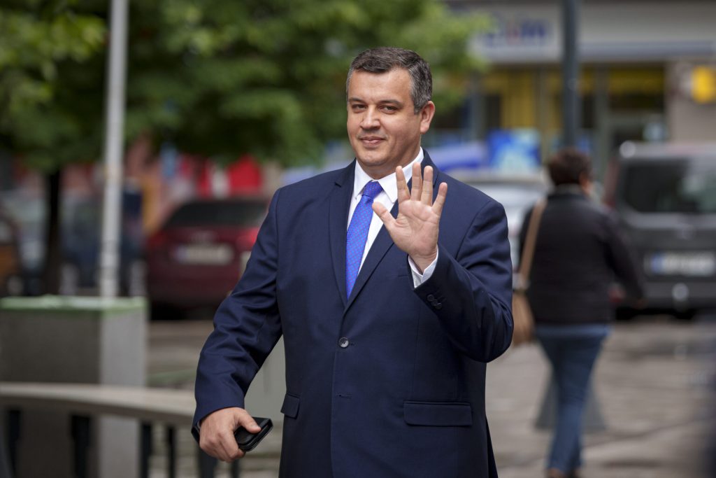 Tomac în cursă pentru Guvern: Negocieri cu liderii PSD, PNL, USR