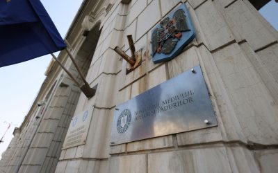 Mediu: Sesizare penală pentru deversări la Cosmopolis în lacul Crețuleasca