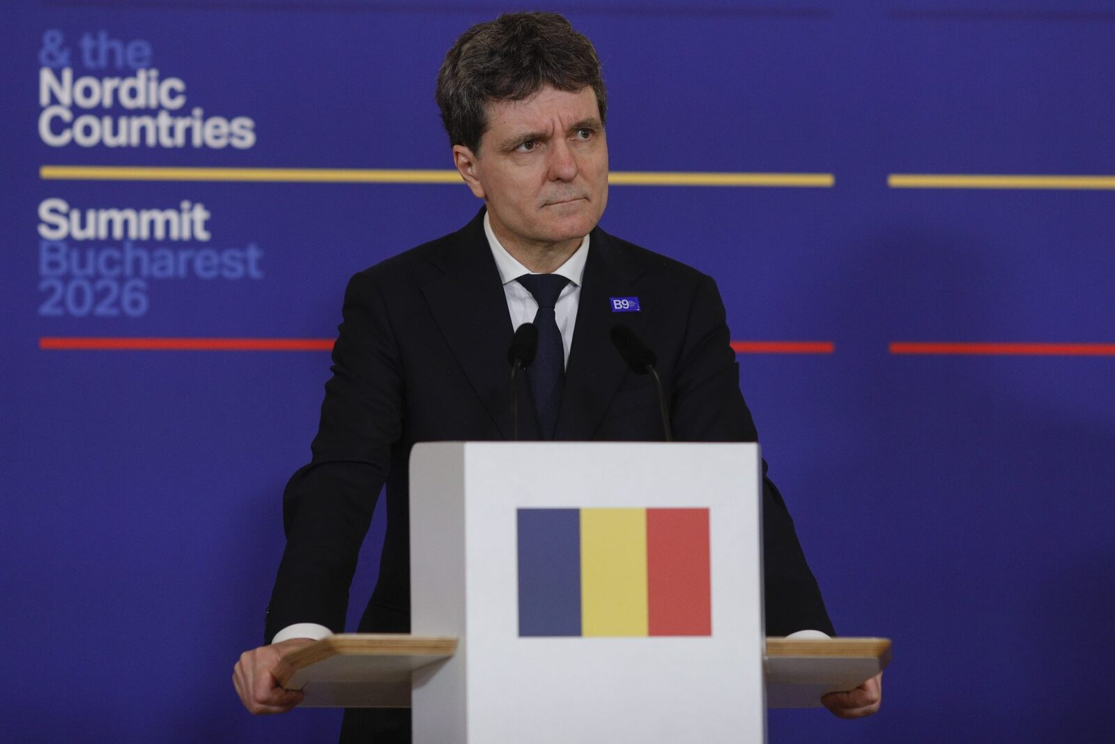 Nicușor Dan pleacă, guvernanții negociază acord minoritar