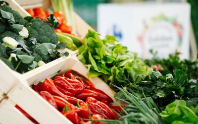Carrefour renunță la importuri: Roșii, cireșe și legume românești pe rafturi