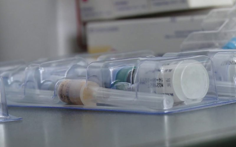 Farmacii și net: Injecții de slăbit la negru, fără rețetă