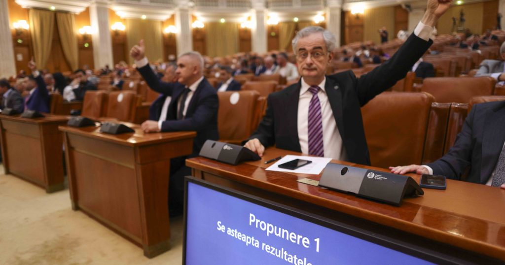 Parlament: Sesiune pentru PNRR. Legi vitale până vineri
