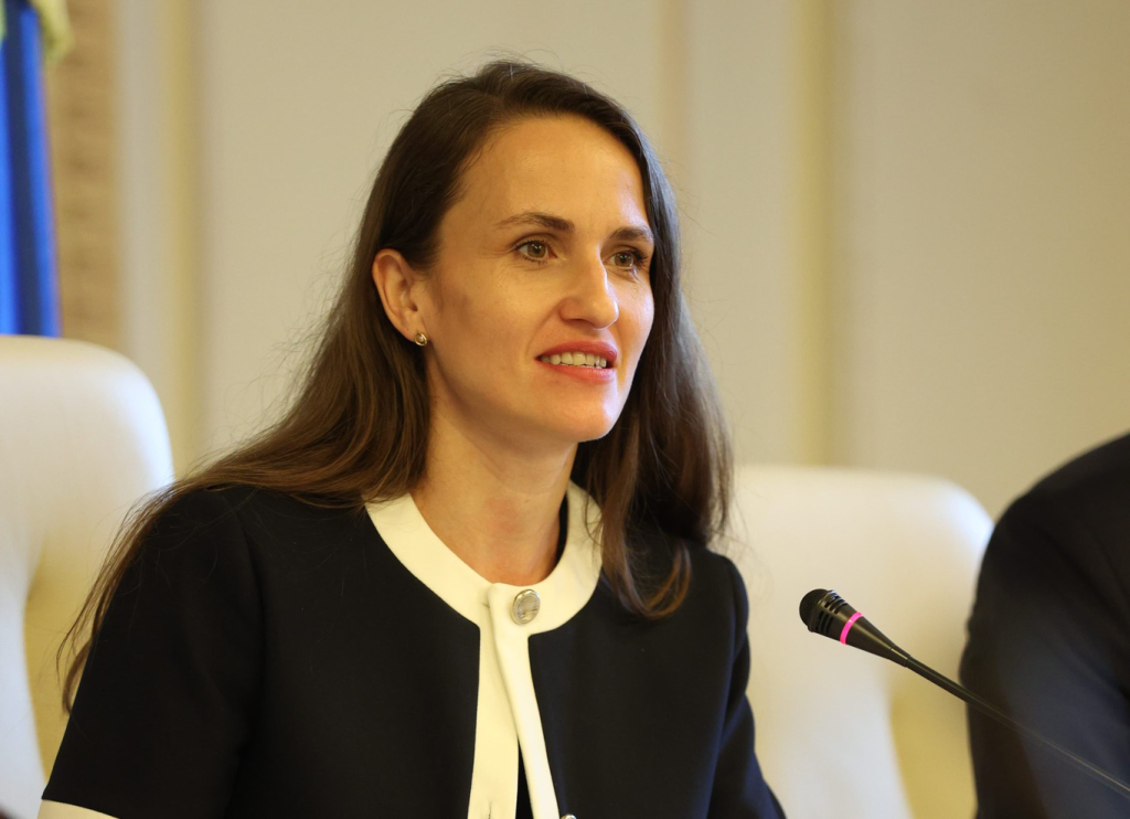 Țoiu la MAE: Ambasadorul Rusiei, umilit pentru spațiul aerian încălcat
