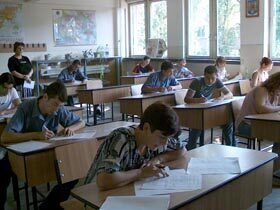 Clasa a IX-a, programe noi: Ce manuale vor lua elevii?