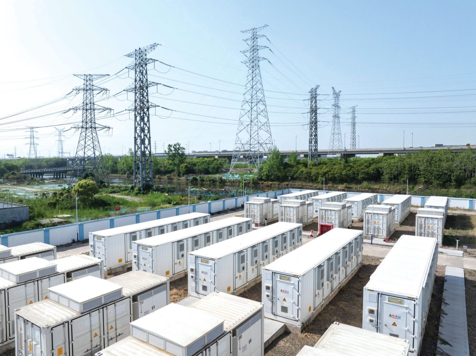 Bulgaria, istoric la export energie: Bateriile depășesc Kozlodui