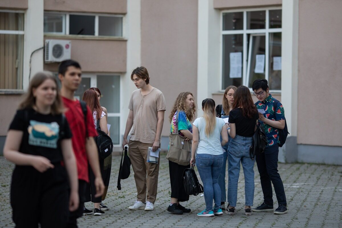 Bac 2026: Azi matematică sau istorie la examenul de toamnă