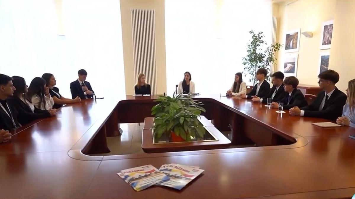 Liceeni din Alexandria, spre Parlamentul European după proiectul L.O.C.A.L. EU