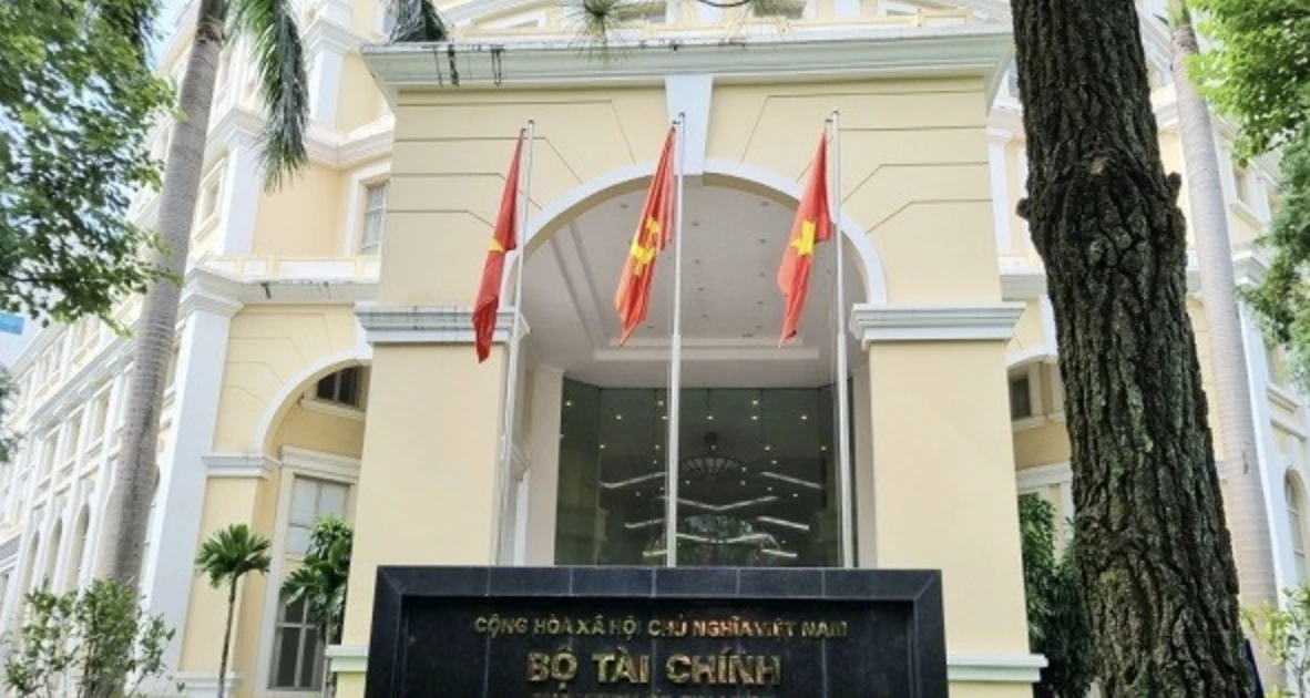 Ministerul Finanțelor, plin de proprietăți goale