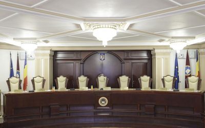 Iohannis contestă la Curte modificările legii integrității