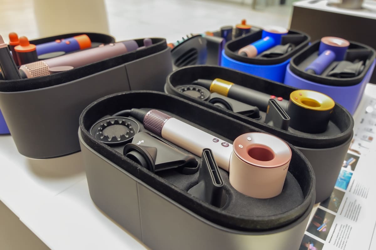 Uscare păr fără daune: 6 pași simpli pentru un rezultat perfect