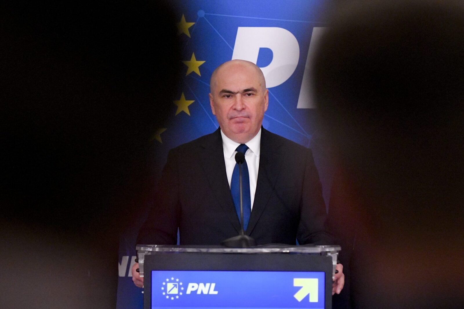Bolojan, vești pentru bolnavii fără medicamente: „Mai durează”