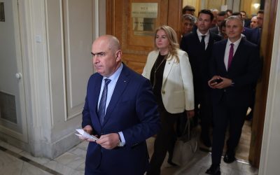 Bolojan: Trei factori cheie pentru ratingul României