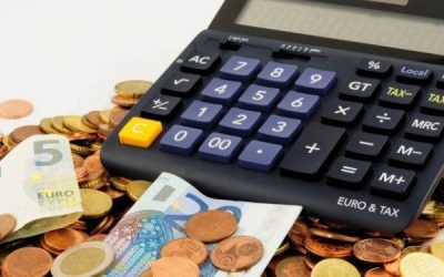 Euro sare la 5,2513 lei pe piața valutară