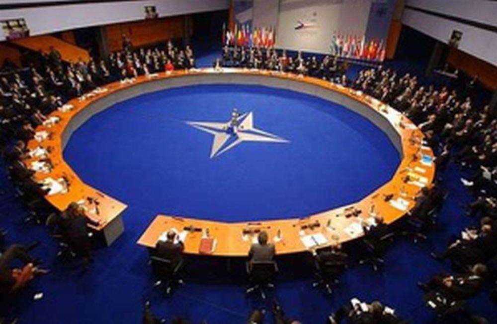 NATO slăbește securitatea în siturile cheie din Kosovo