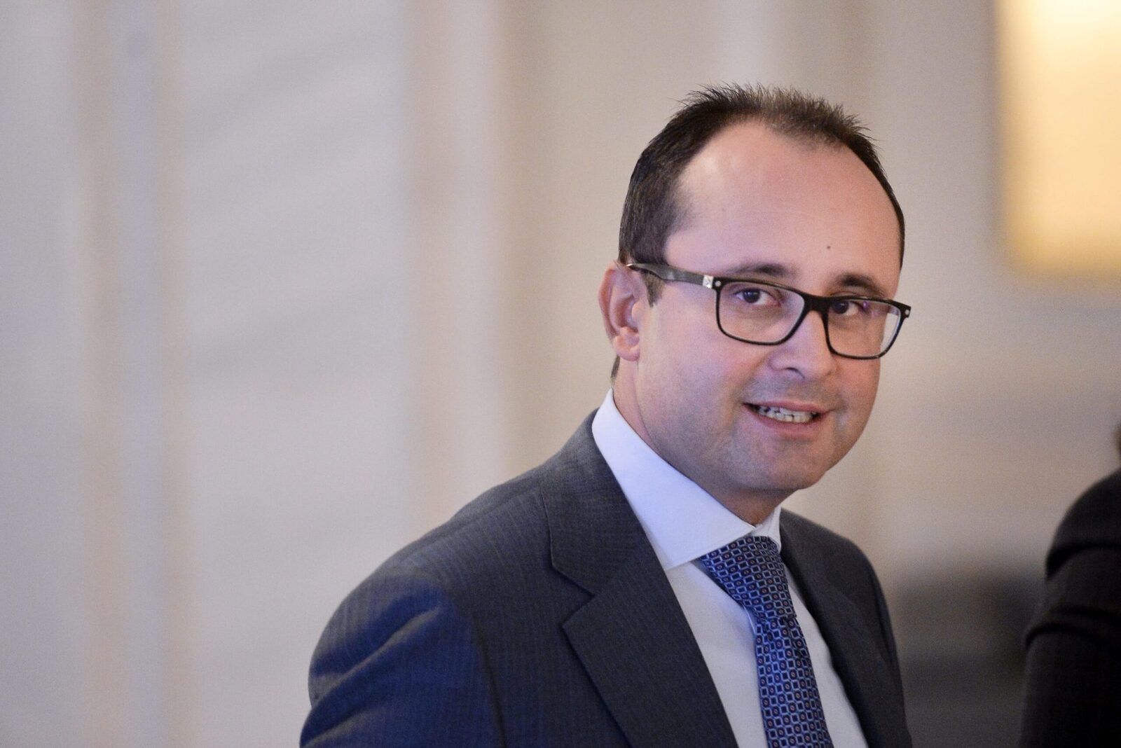 Bușoi dezminte exportul gratis de curent electric