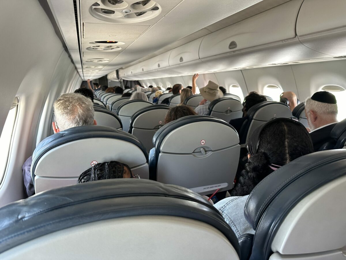 Furtuna solară: Pericol nevăzut la bordul avionului