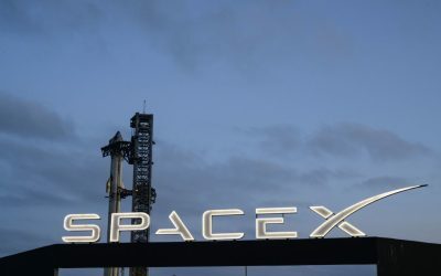 Musk vrea Lună, fabrică sateliți SpaceX