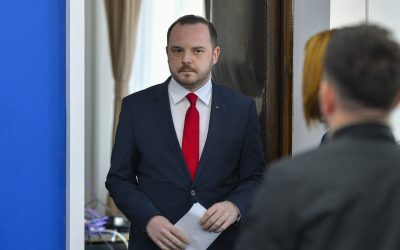 Minciuna virală, milioane de distribuiți, tot minciună rămâne
