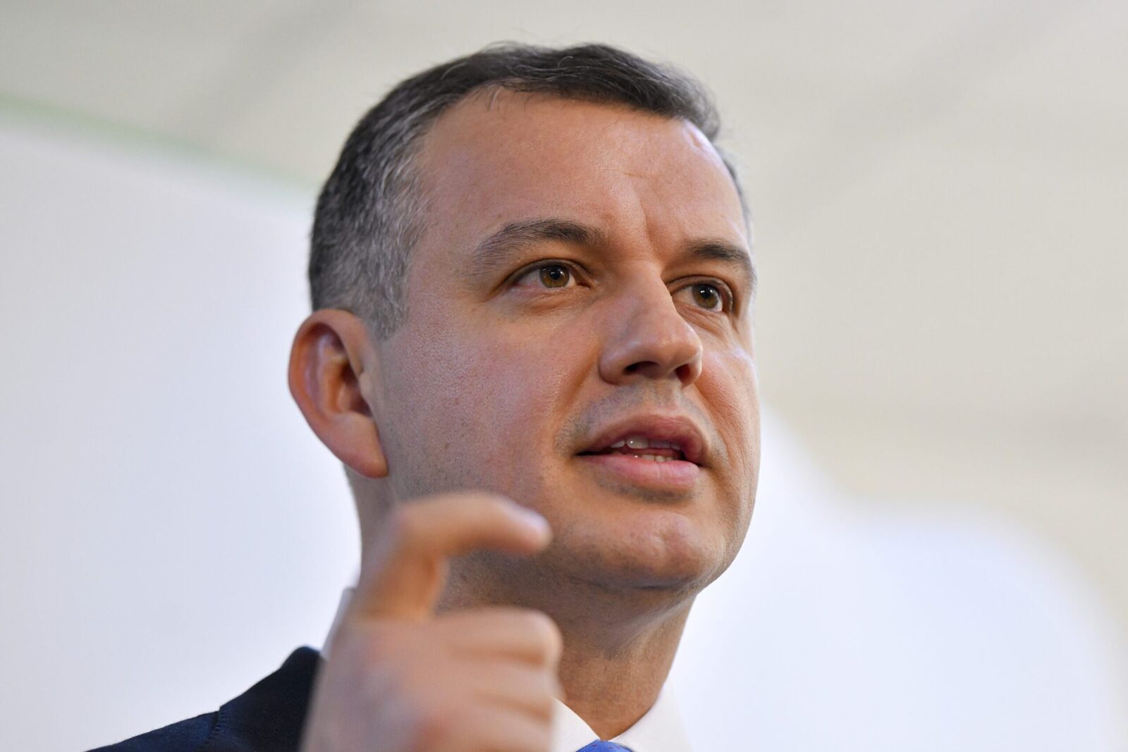 Președintele va desemna un candidat mâine, dacă are majoritate