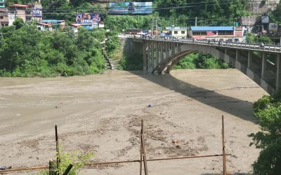 Nepal: Inundații devastatoare, românii, sfătuiți să evite zonele