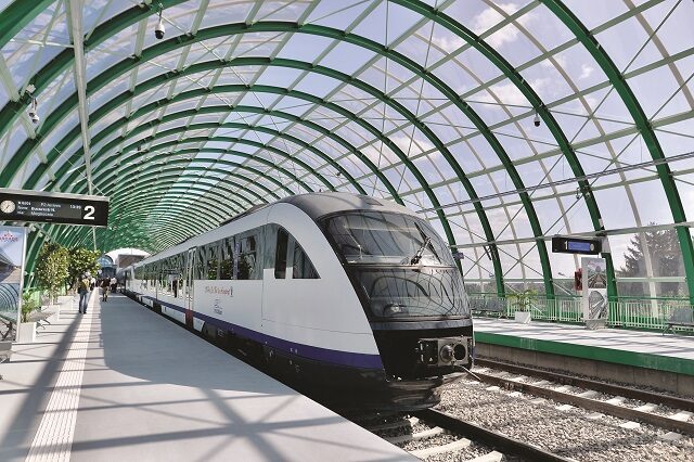 Gara de Nord-Otopeni: 2 mil. Pasageri pe calea ferată de 120 mil. Euro