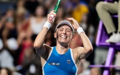Alexandrova upsets World No. 1 Sabalenka to reach Toronto quarterfinals