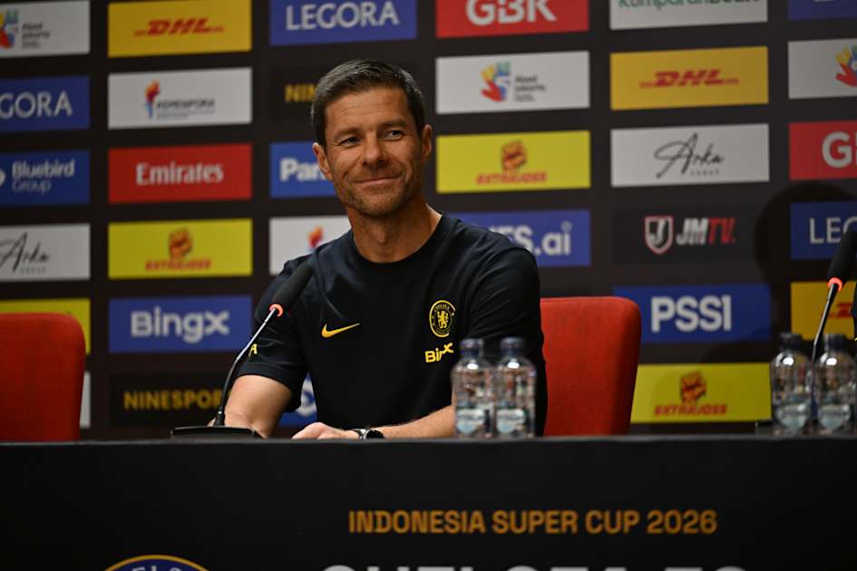 Xabi Alonso on building a Chelsea side 'that can compete anywhere' | News | Official Site