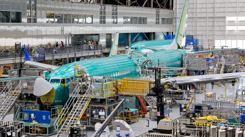 FAA orders inspection of hundreds of 737 Max jets for cracks