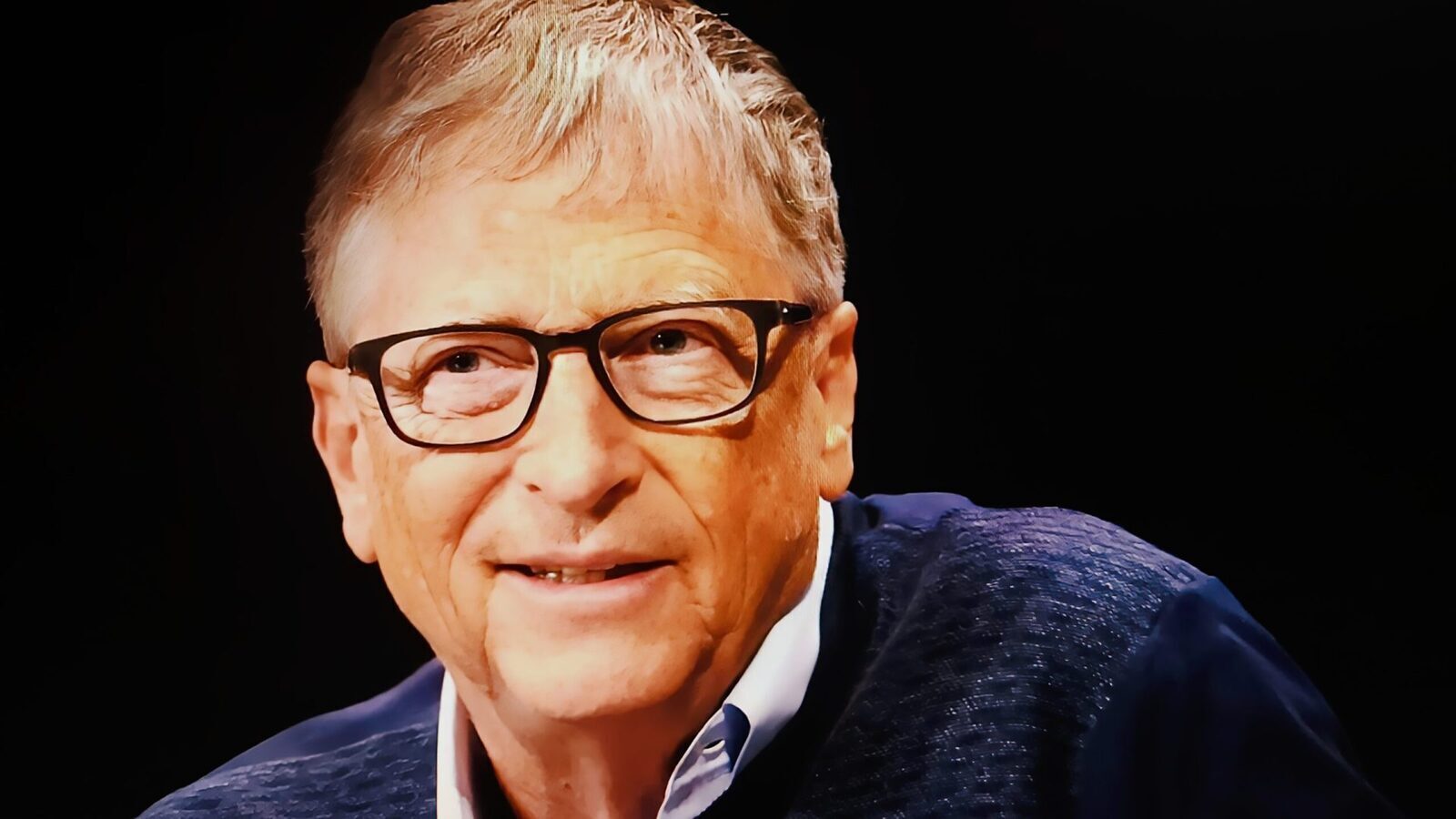 Bill Gates: Locuri de muncă pentru oameni, nu roboți