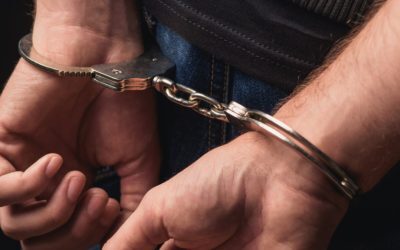 Piroman reţinut de poliţişti, după ce incendiat mai multe locaţii din București