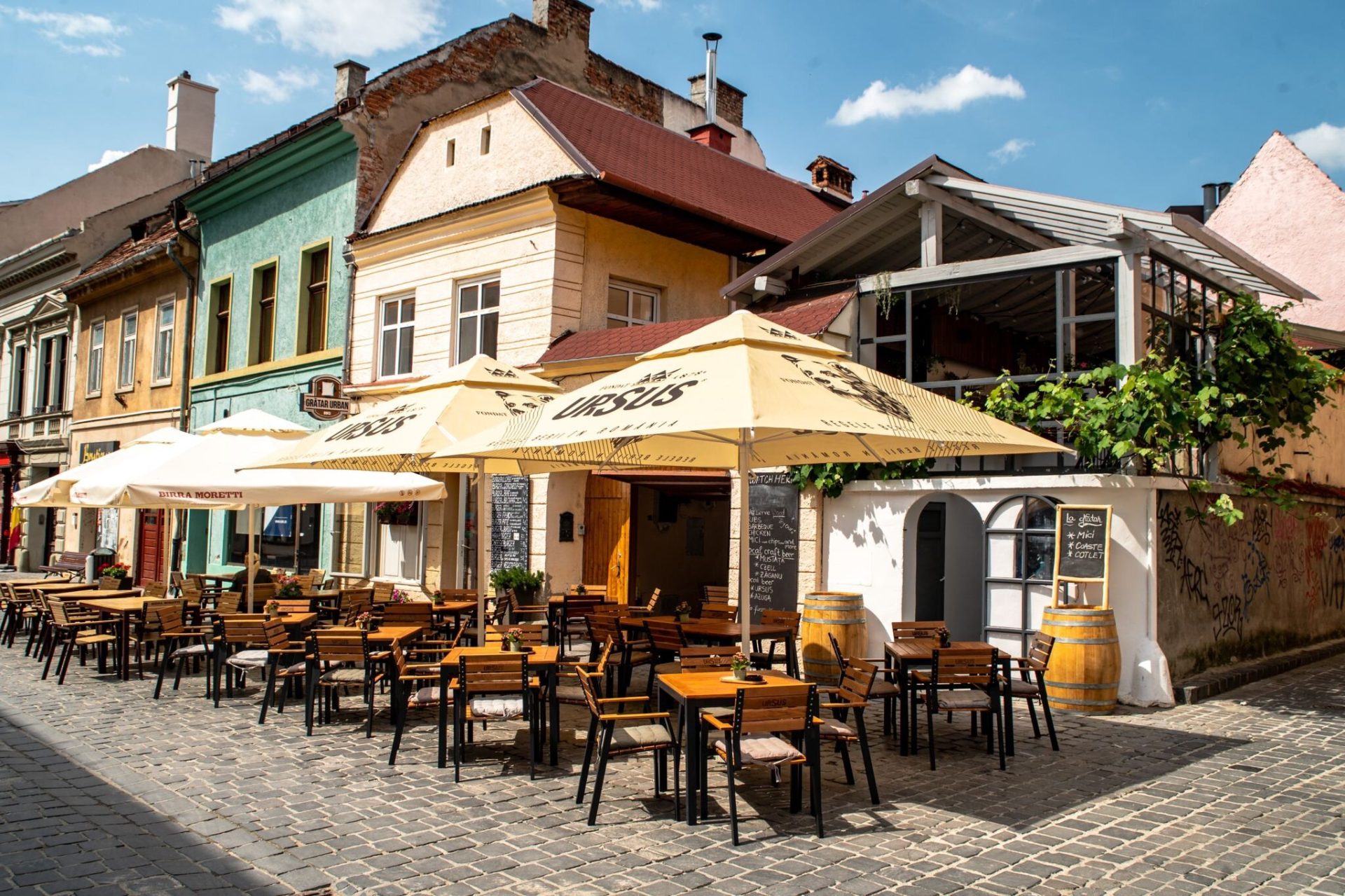 Bran, Brașov: Prețuri la ciorbă, cartofi și fripturi. „Stai să vezi ce chirii!”