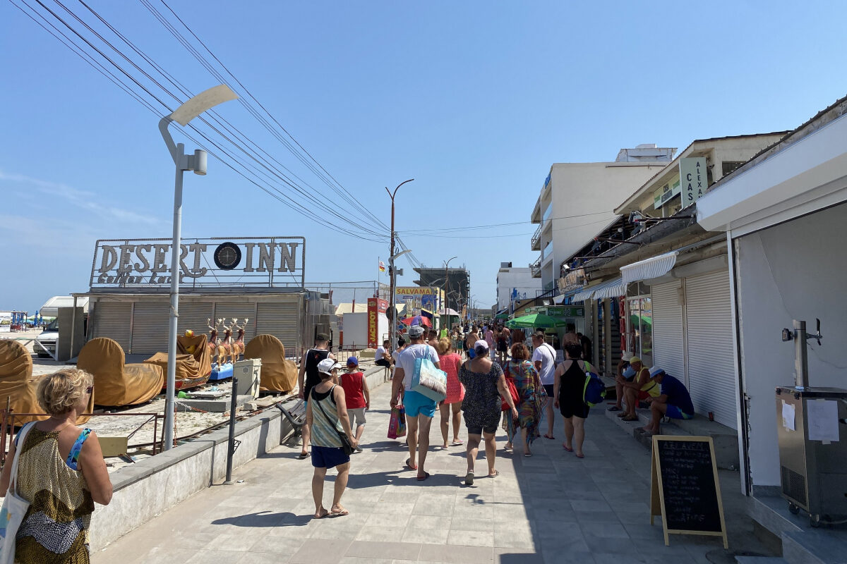 Eforie Nord: Turistul a cheltuit 170 lei pe o masă. Bonul a stârnit dezbatere pe Facebook