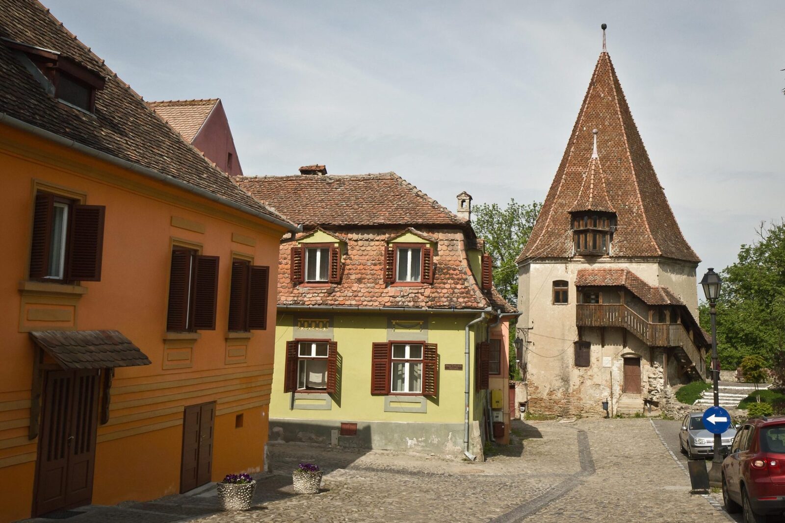 România pierde cel mai vechi hostel privat. Chiria a explodat