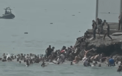 Ceuta, invadată de 80.000 migranți: 1.400 minori, încă în exclava spaniolă