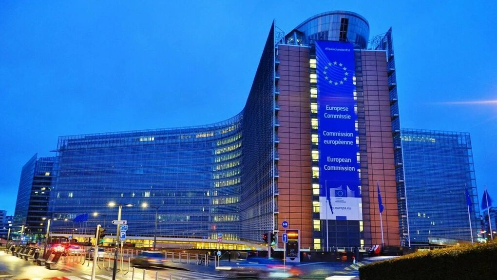 CE E PESTE România? Bruxelles evaluează legea decarbonizării