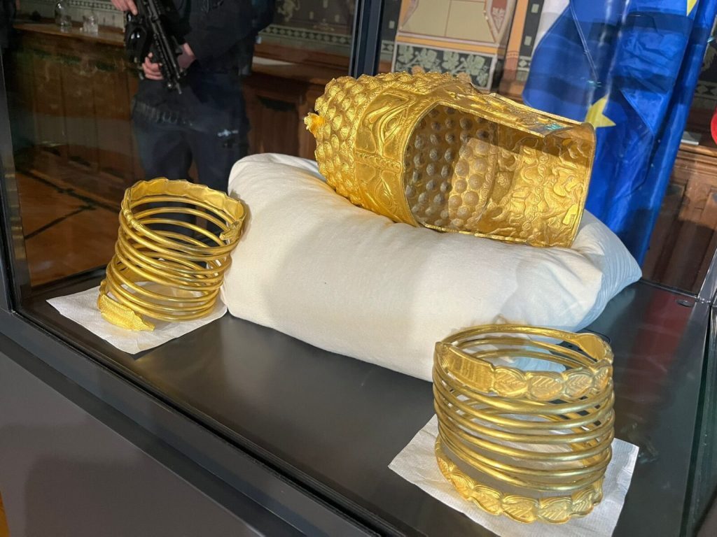 Coiful de la Coțofenești, restaurat: O piesă unică, salvată