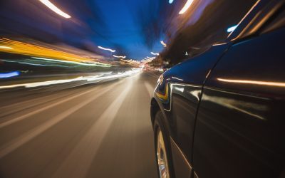 Mașini electrice: De ce lipsesc recordurile de viteză?