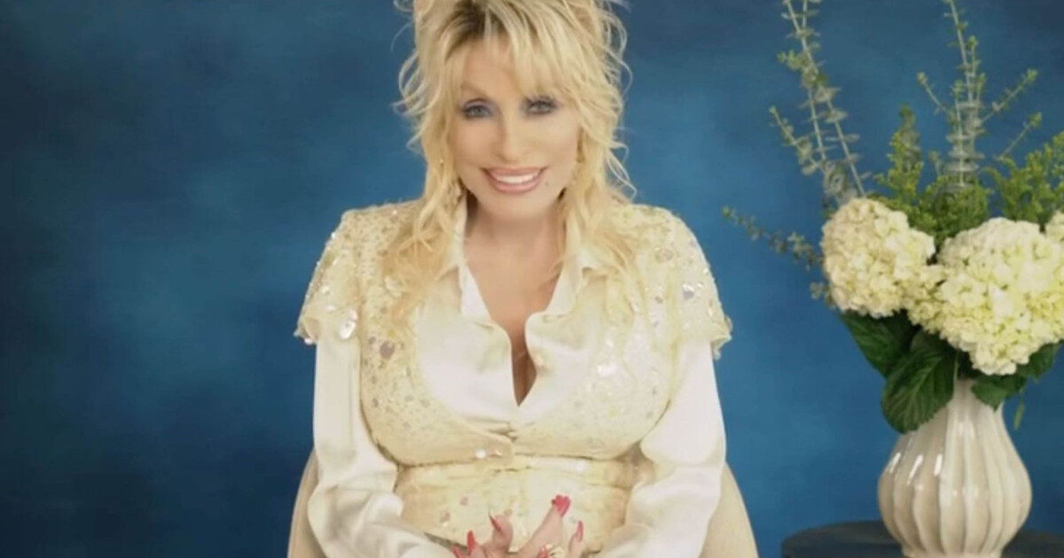 Celebra cântăreață de muzică country Dolly Parton a murit la vârsta de 80 de ani