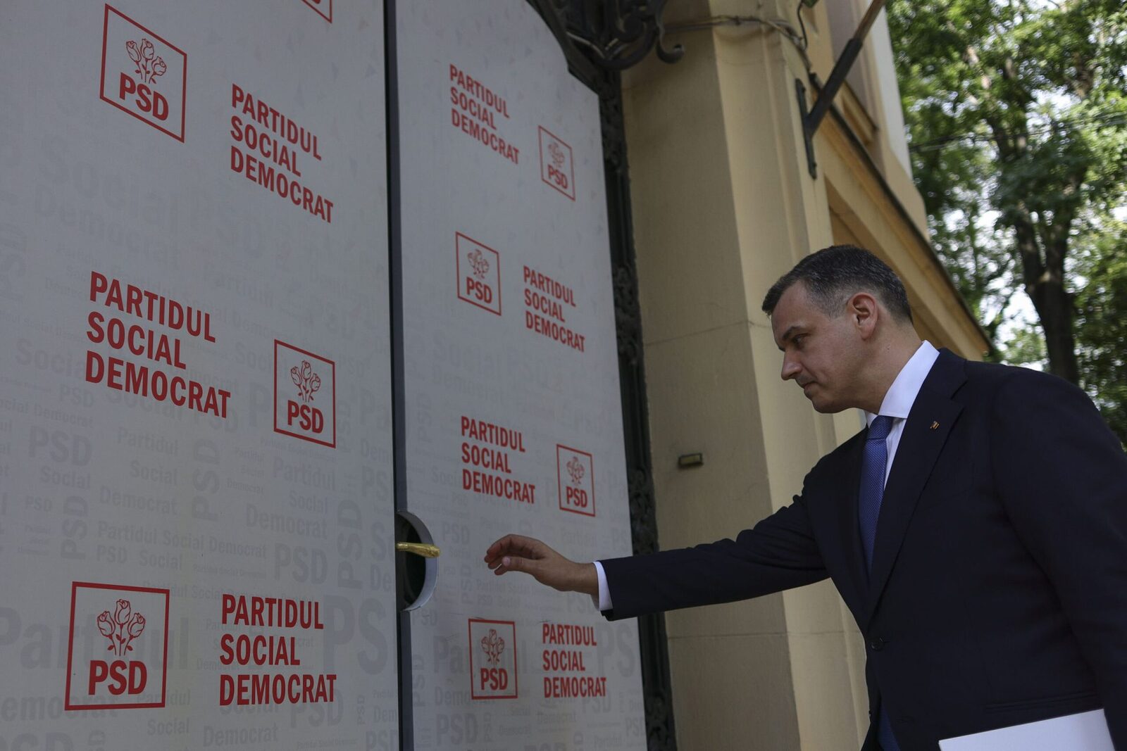 Tomac: Nicușor Dan, capabil să desemneze premier Rapid