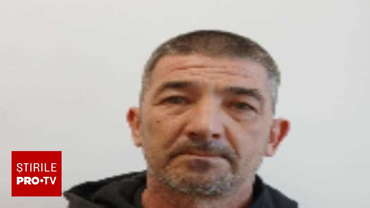 Bărbat aflat în arest la domiciliu cu brățară electronică, dat în urmărire după ce a evadat. Poliția cere ajutorul populației