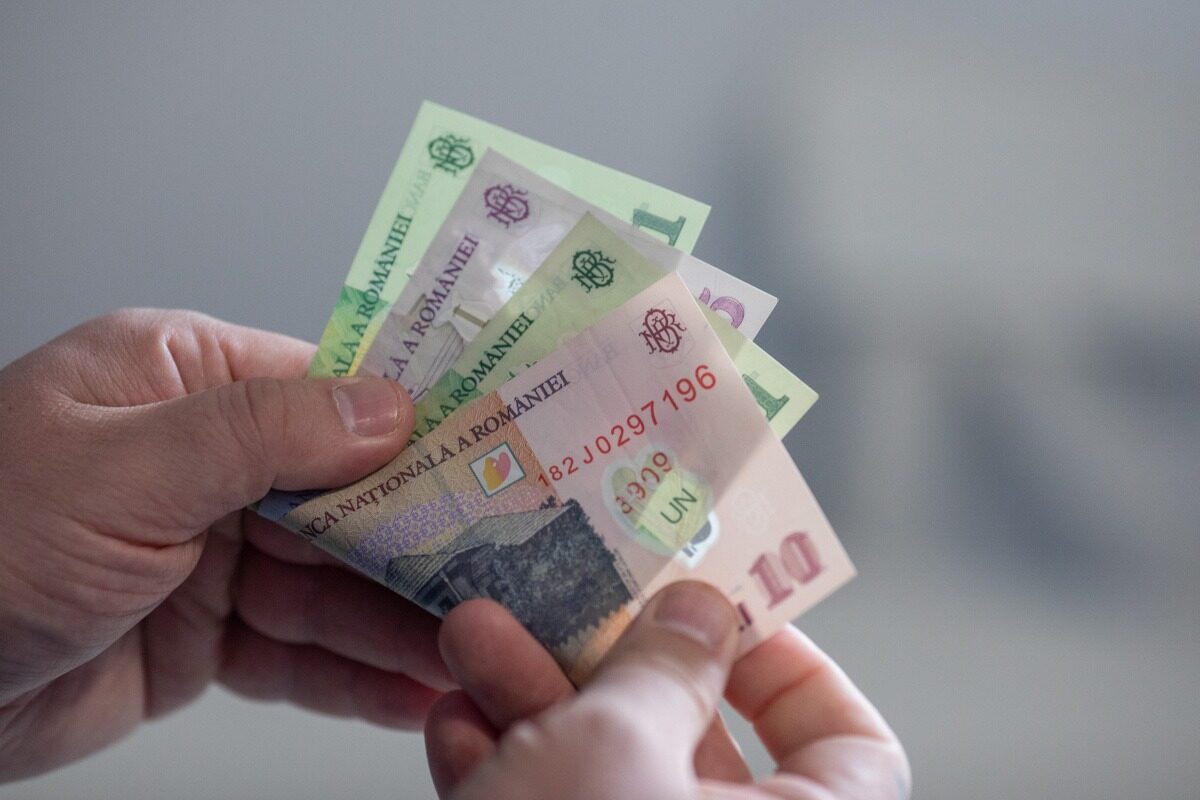Sindicaliștii sanitari, revoltați: „Blocăm creșterile salariale”