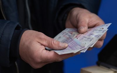 Economia se strânge. PIB-ul scade 0,8% în jumătatea lui 2026
