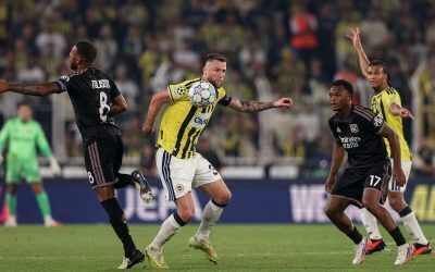 Marin luptă în Champions League! Lyon-Fener, AEK-Levski LIVE