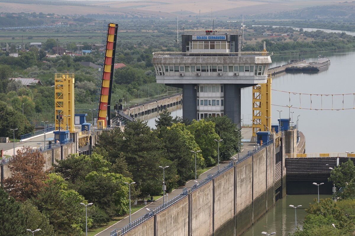 Cernavodă U2: Operațiune barje, nuclearul funcționează încă 9 zile
