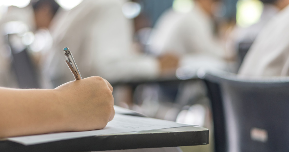 Bac 2026 Toamnă: Româna, subiectele pe care le dau elevii azi