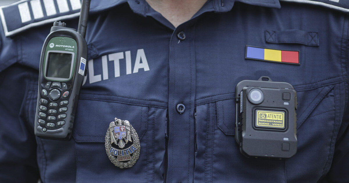 Polițiști Arad, închisoare: Mită pentru permise, 5 condamnați